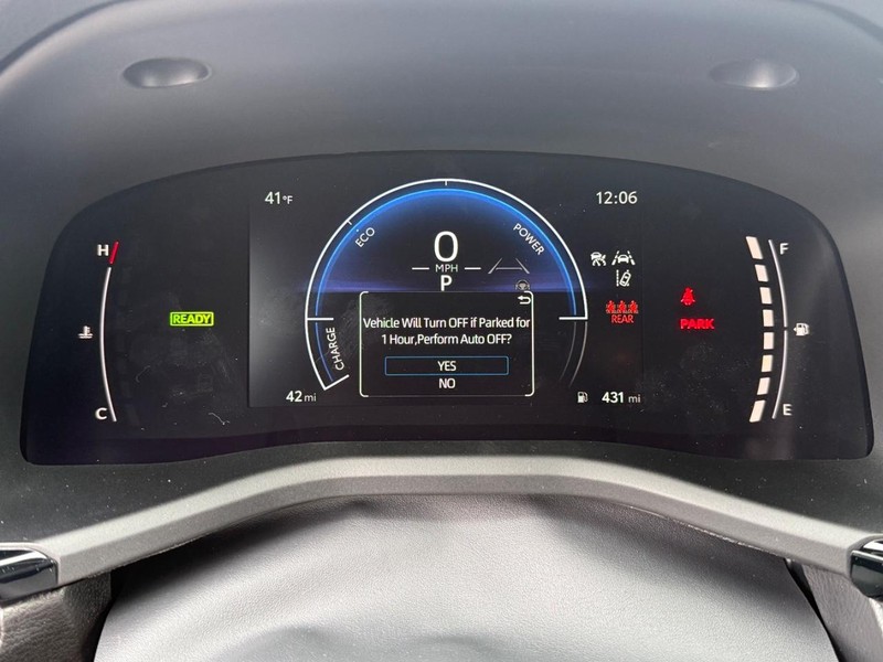 Toyota Camry Vehicle Image 15