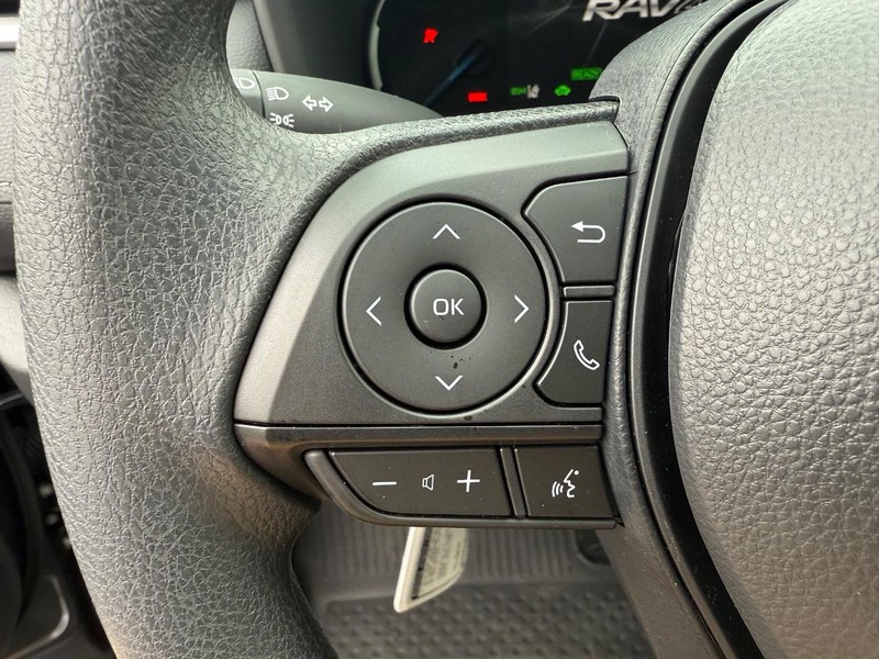 Toyota RAV4 Vehicle Image 07