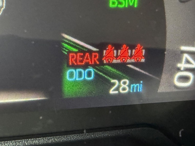 Toyota RAV4 Vehicle Image 16