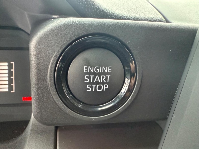 Toyota Tacoma 4WD Vehicle Image 09