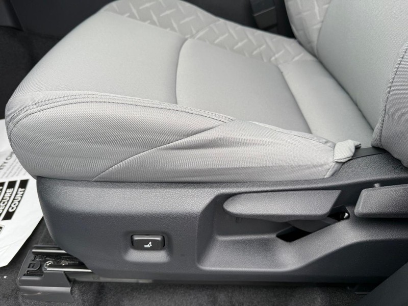 Toyota Tacoma 4WD Vehicle Image 19