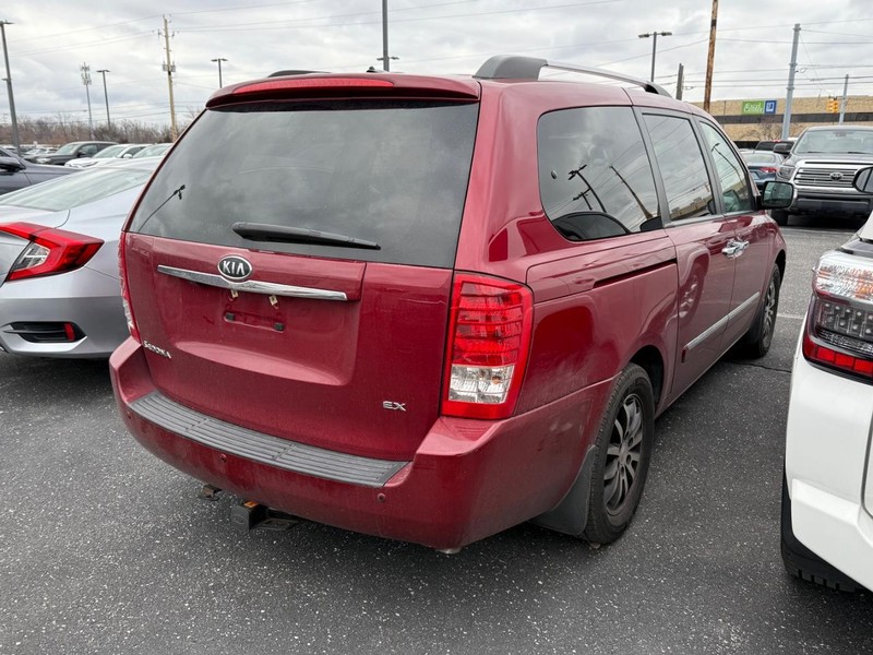 Kia Sedona Vehicle Image 04