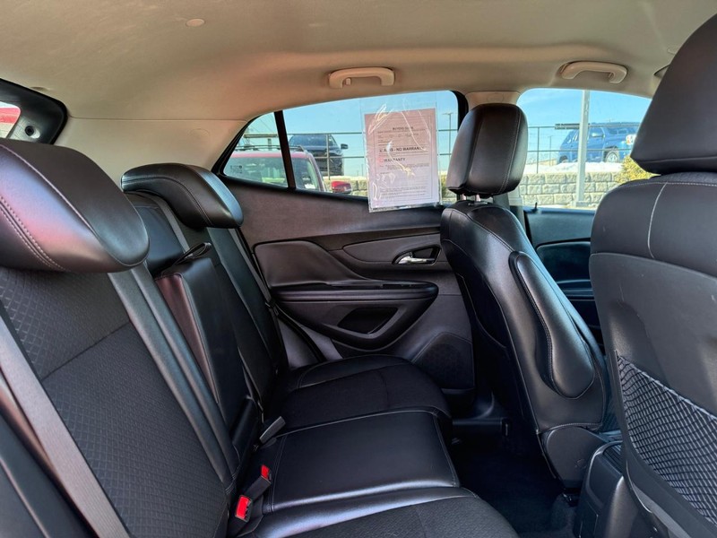 Buick Encore Vehicle Full-screen Gallery Image 10