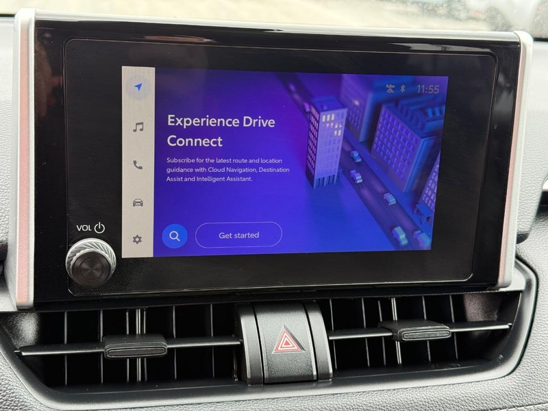 Toyota RAV4 Vehicle Image 16