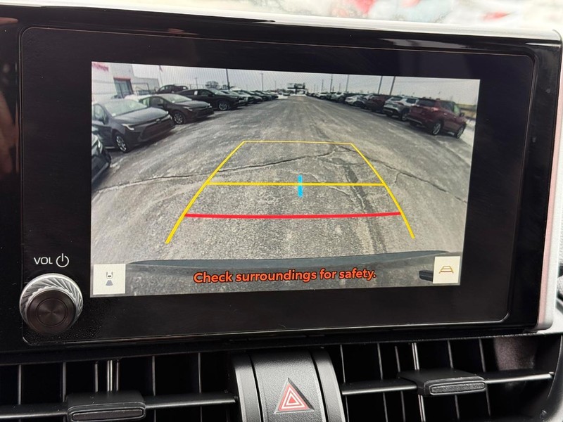 Toyota RAV4 Vehicle Image 17