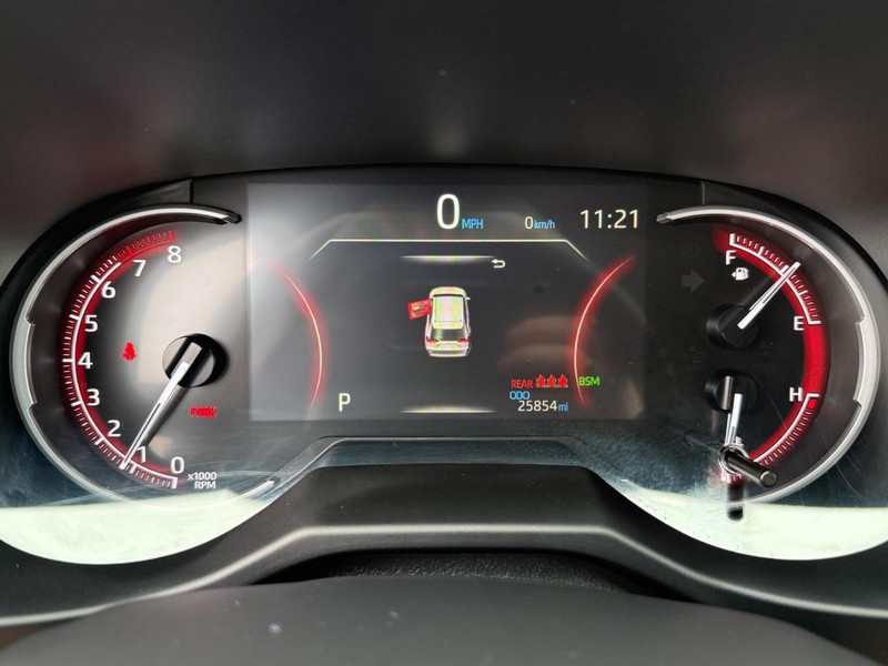 Toyota RAV4 Vehicle Image 21