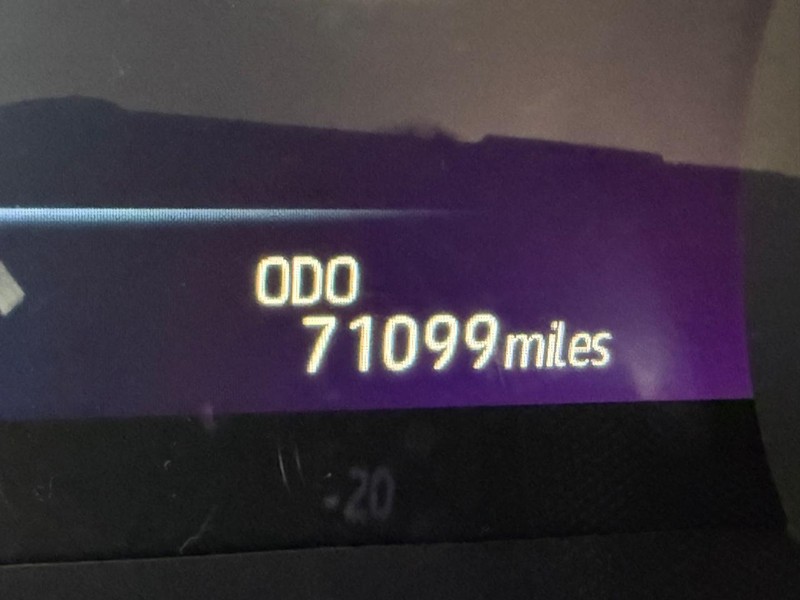 Toyota Avalon Vehicle Image 23