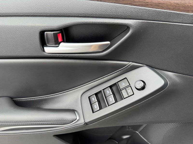 Toyota Avalon Vehicle Image 24