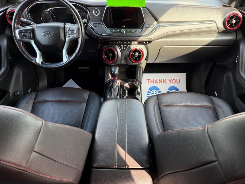 Chevrolet Blazer Vehicle Full-screen Gallery Image 12