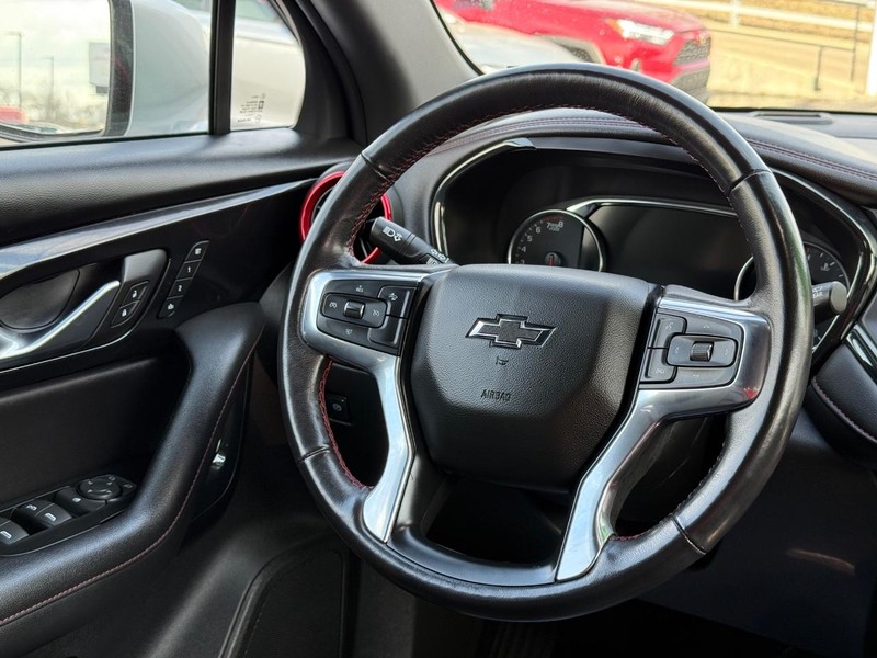 Chevrolet Blazer Vehicle Full-screen Gallery Image 13