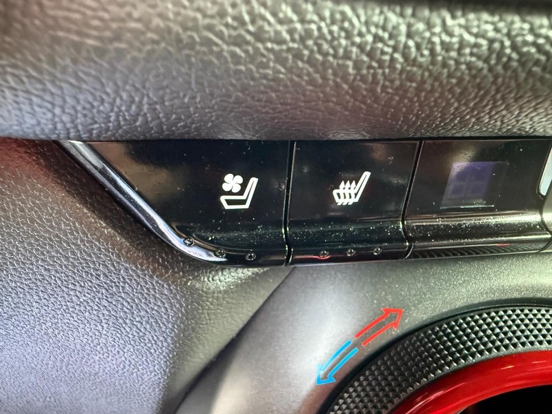 Chevrolet Blazer Vehicle Full-screen Gallery Image 17