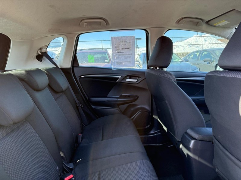 Honda Fit Vehicle Full-screen Gallery Image 10