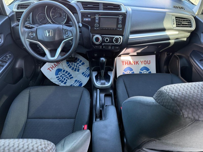 Honda Fit Vehicle Full-screen Gallery Image 11