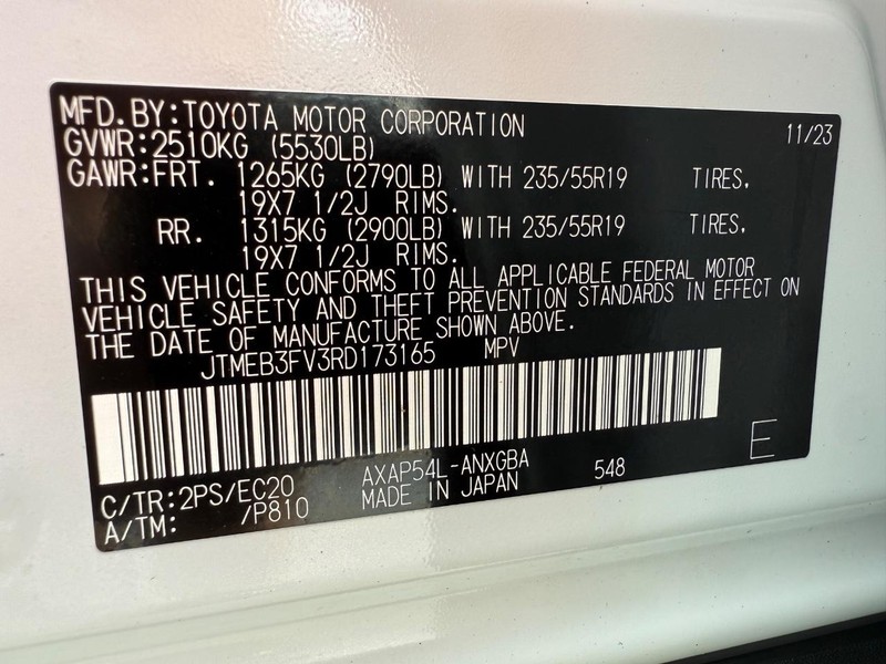 Toyota RAV4 Prime Vehicle Image 29