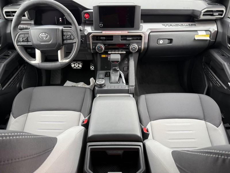 Toyota Tacoma 4WD Vehicle Image 06