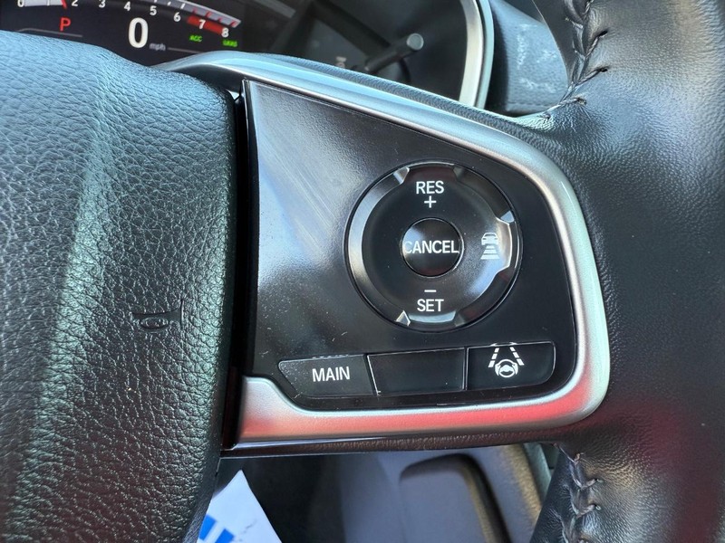 Honda CR-V Vehicle Full-screen Gallery Image 16