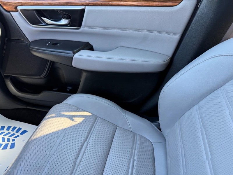 Honda CR-V Vehicle Full-screen Gallery Image 23