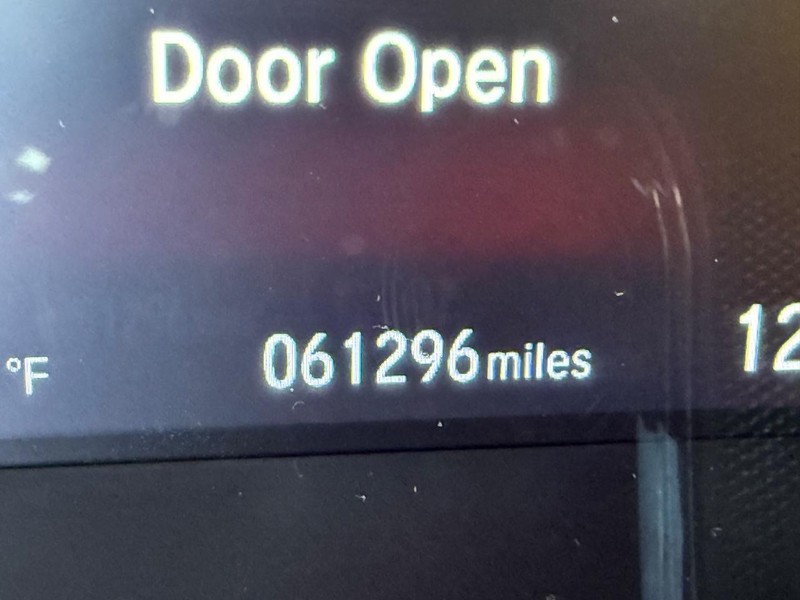 Honda CR-V Vehicle Full-screen Gallery Image 26