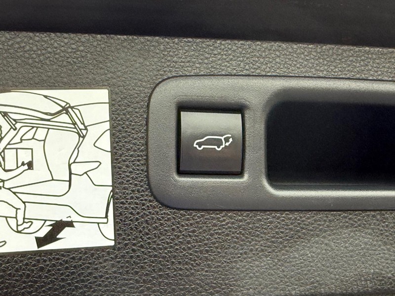 Toyota Highlander Vehicle Image 06