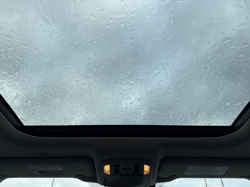 Toyota Highlander Vehicle Image 11