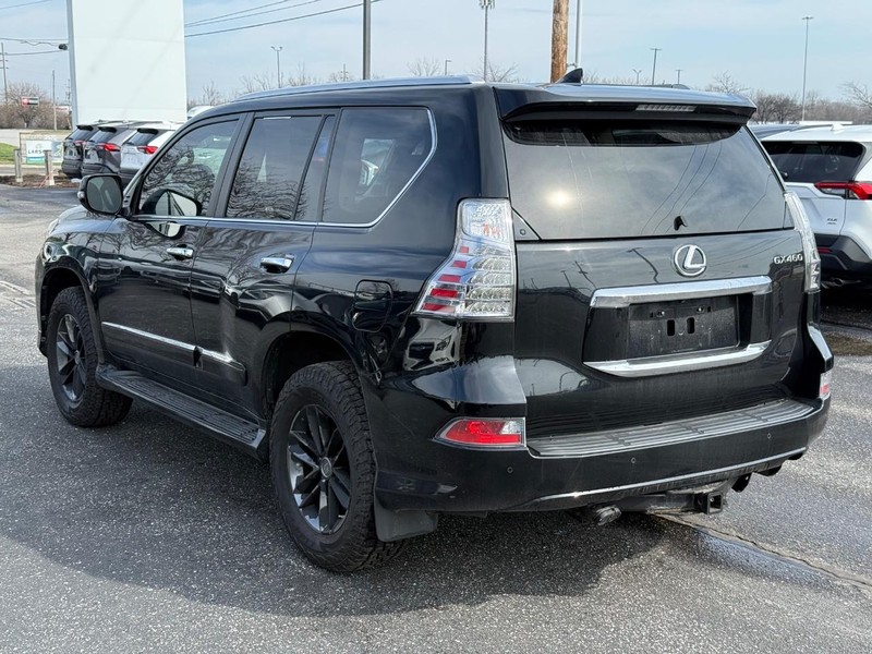 Lexus GX 460 Vehicle Image 05