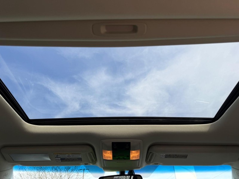 Lexus GX 460 Vehicle Image 11