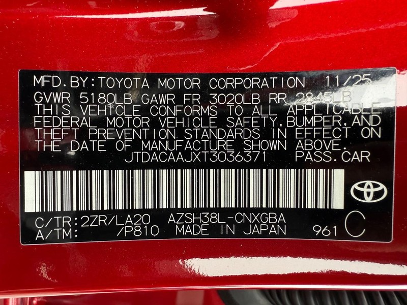 Toyota Crown Signia Vehicle Image 22