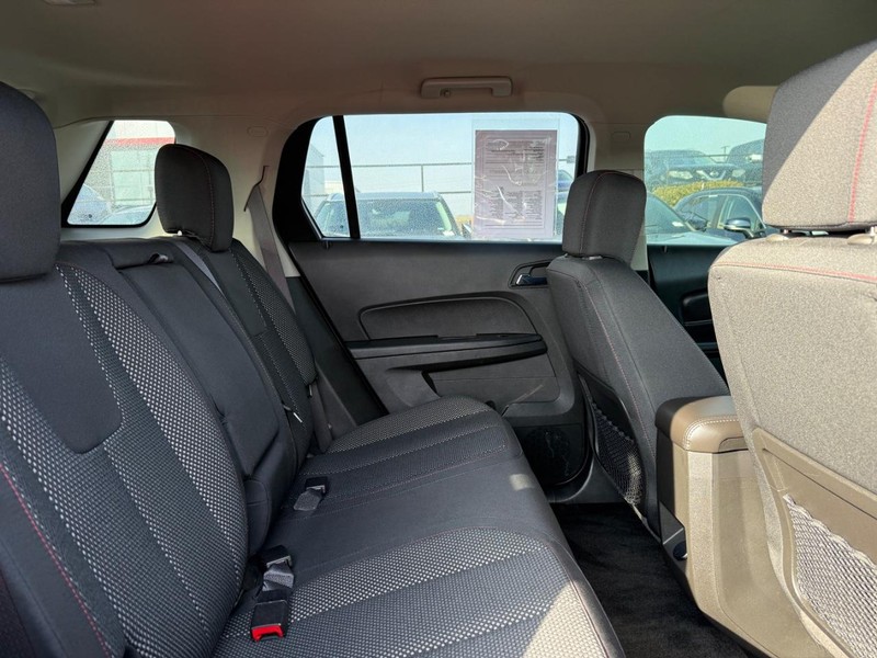 GMC Terrain Vehicle Full-screen Gallery Image 10