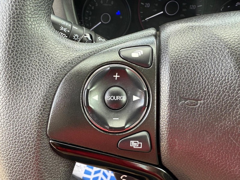 Honda HR-V Vehicle Image 14