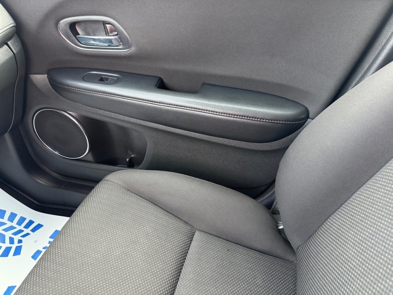 Honda HR-V Vehicle Image 22