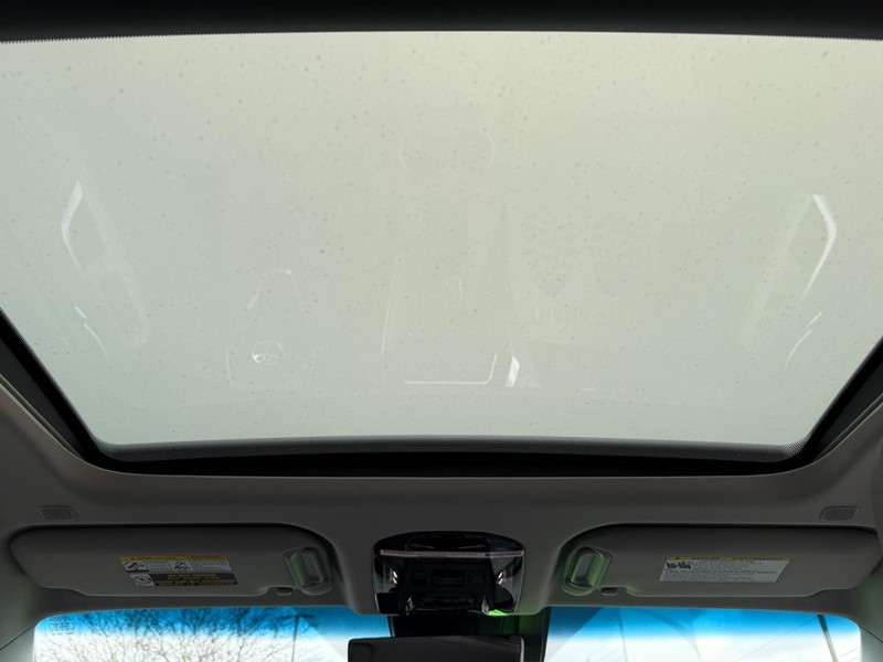 Toyota Venza Vehicle Image 12