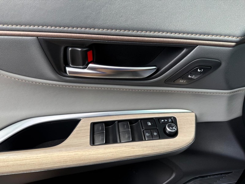 Toyota Venza Vehicle Image 27