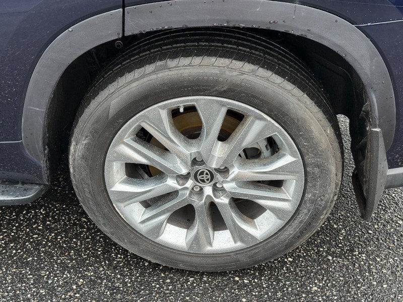 Toyota Highlander Vehicle Image 06