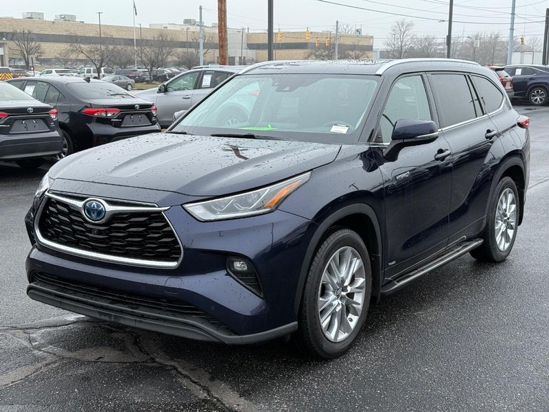 Toyota Highlander Vehicle Image 09