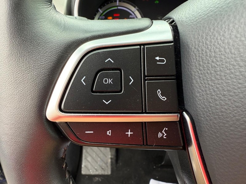 Toyota Highlander Vehicle Image 15