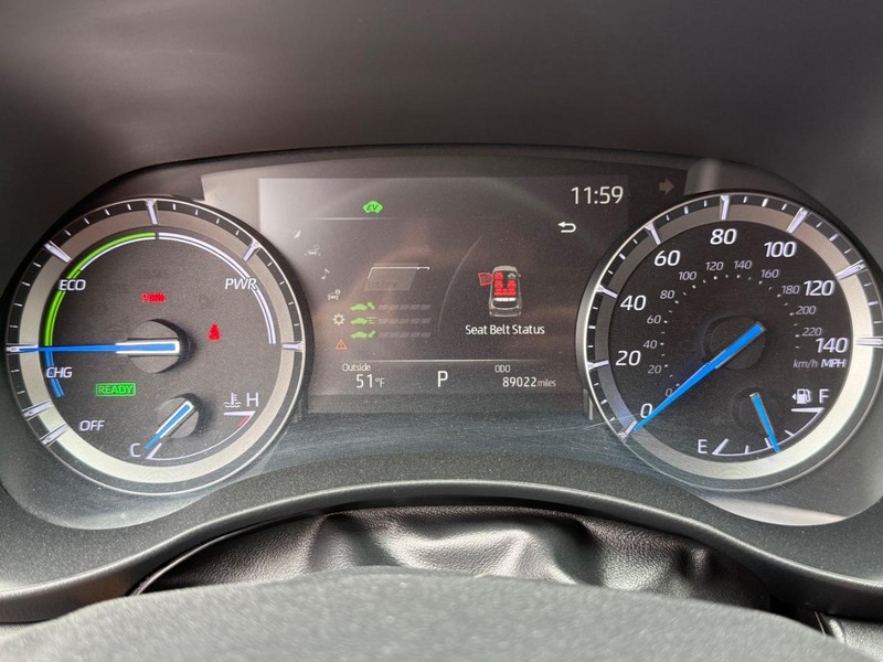 Toyota Highlander Vehicle Image 24