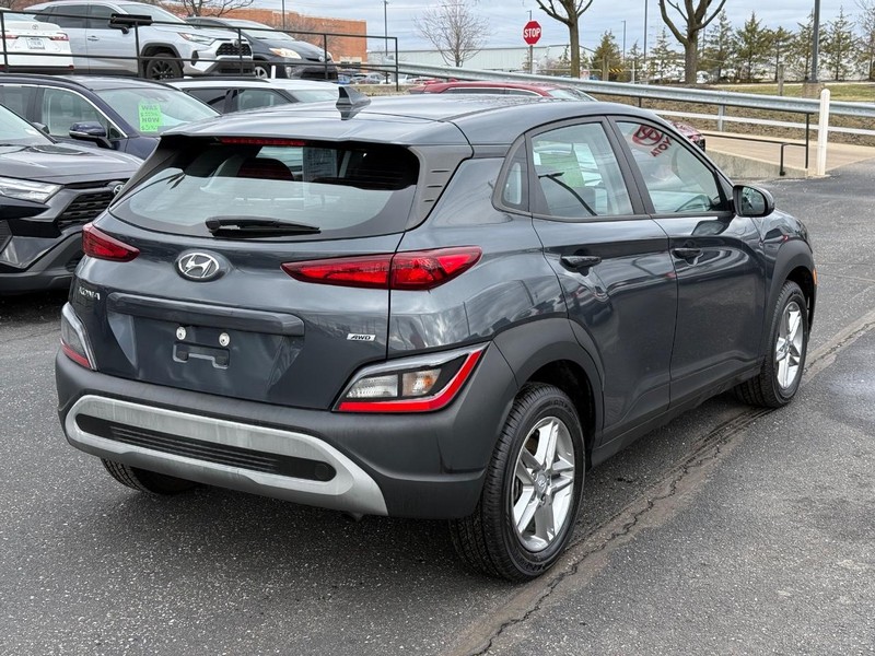 Hyundai Kona Vehicle Image 03