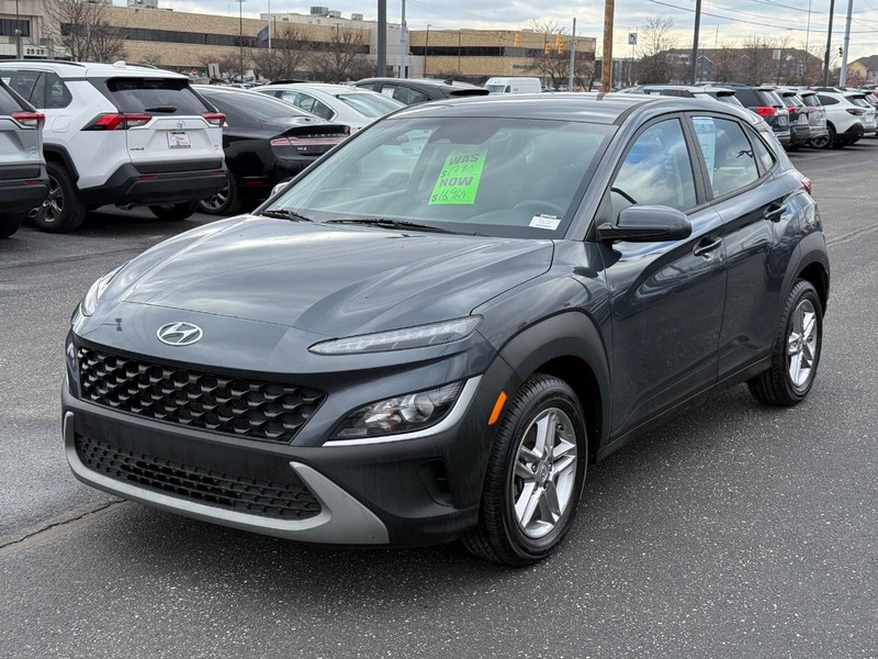 Hyundai Kona Vehicle Image 08