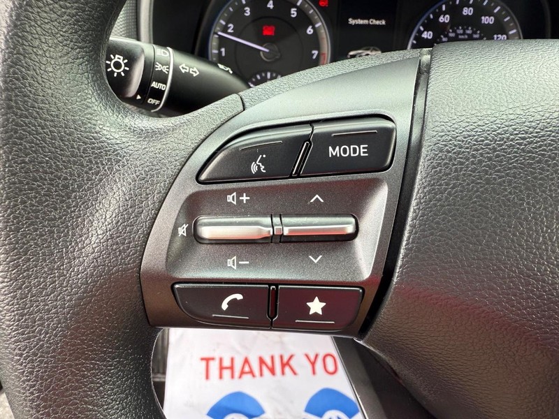 Hyundai Kona Vehicle Image 13