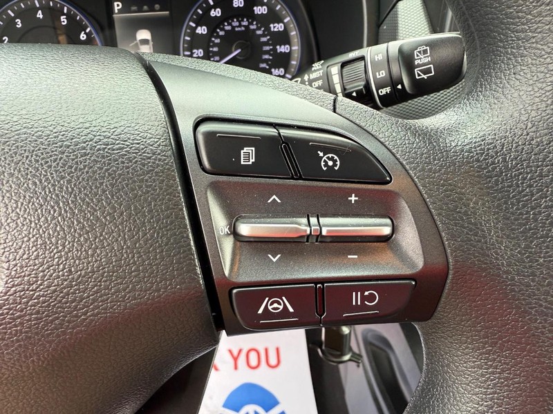 Hyundai Kona Vehicle Image 14