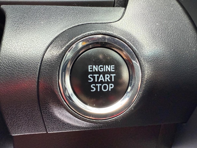 Toyota Avalon Vehicle Image 16