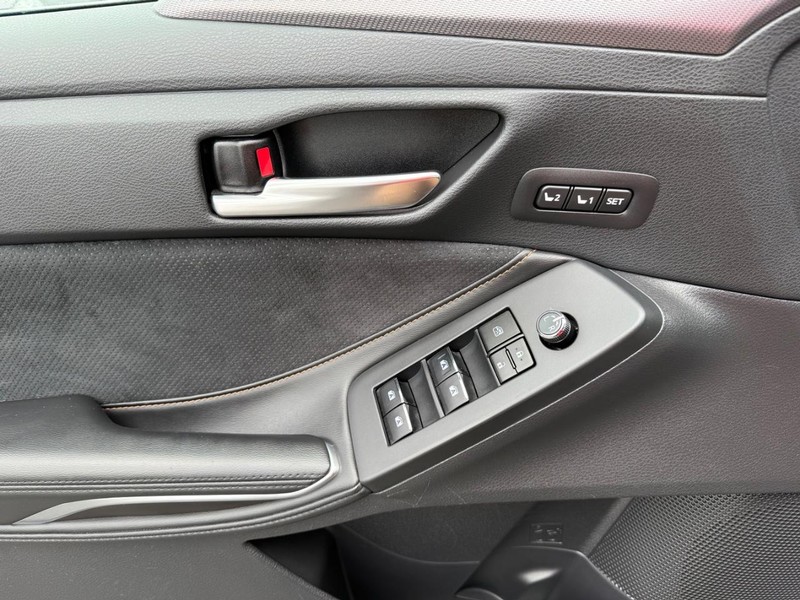 Toyota Avalon Vehicle Image 26