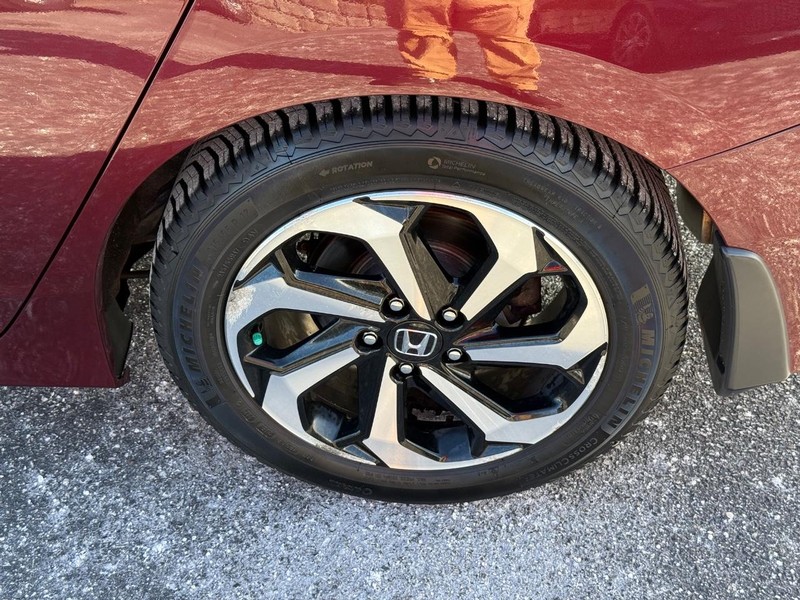 Honda Accord Sedan Vehicle Image 06