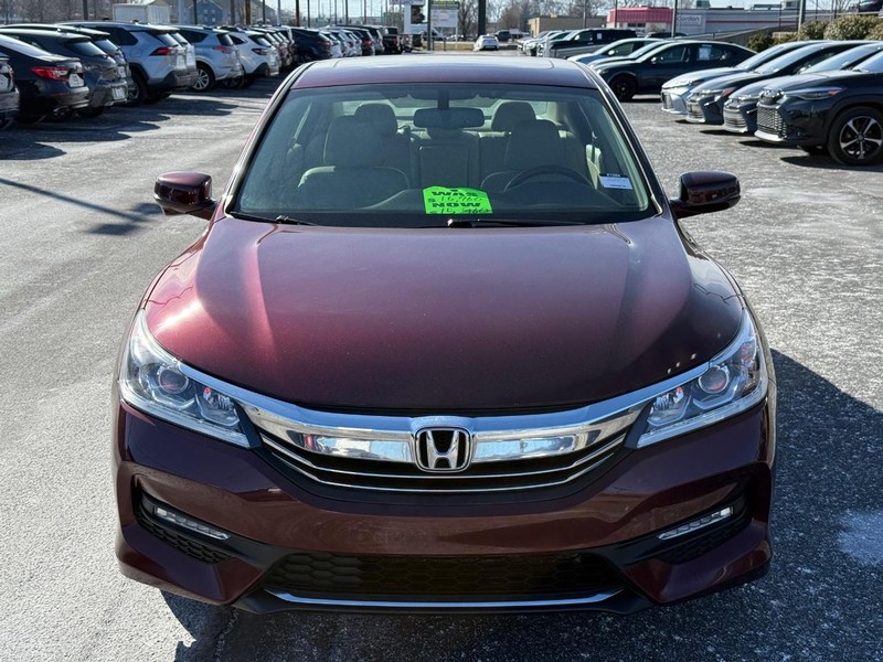 Honda Accord Sedan Vehicle Image 09