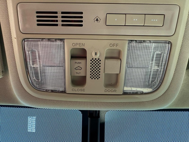 Honda Accord Sedan Vehicle Image 23