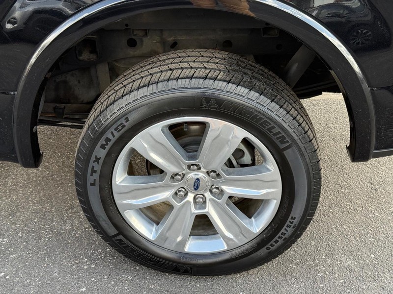 Ford F-150 Vehicle Image 06