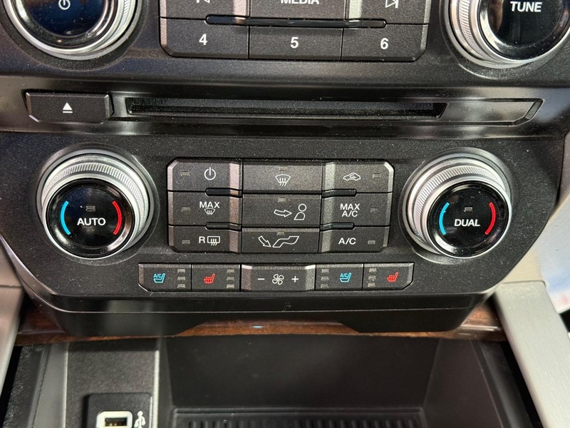 Ford F-150 Vehicle Image 20