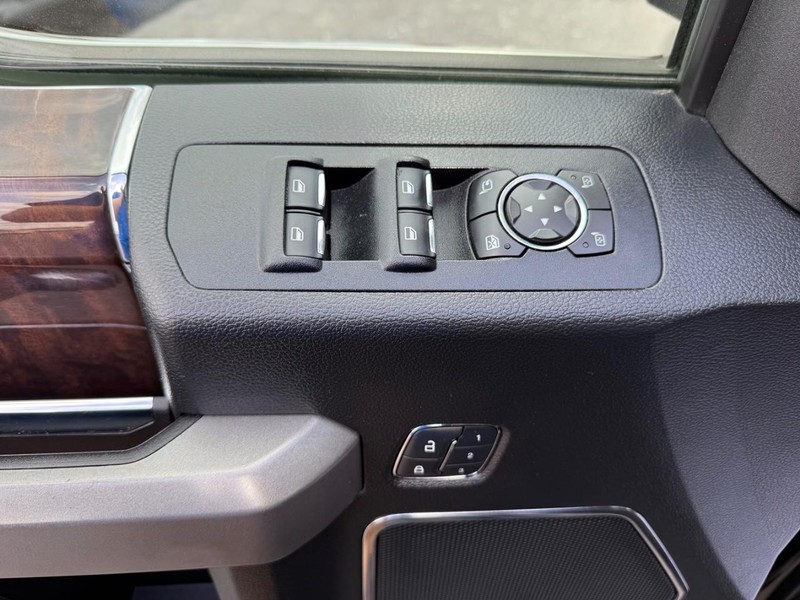 Ford F-150 Vehicle Image 26