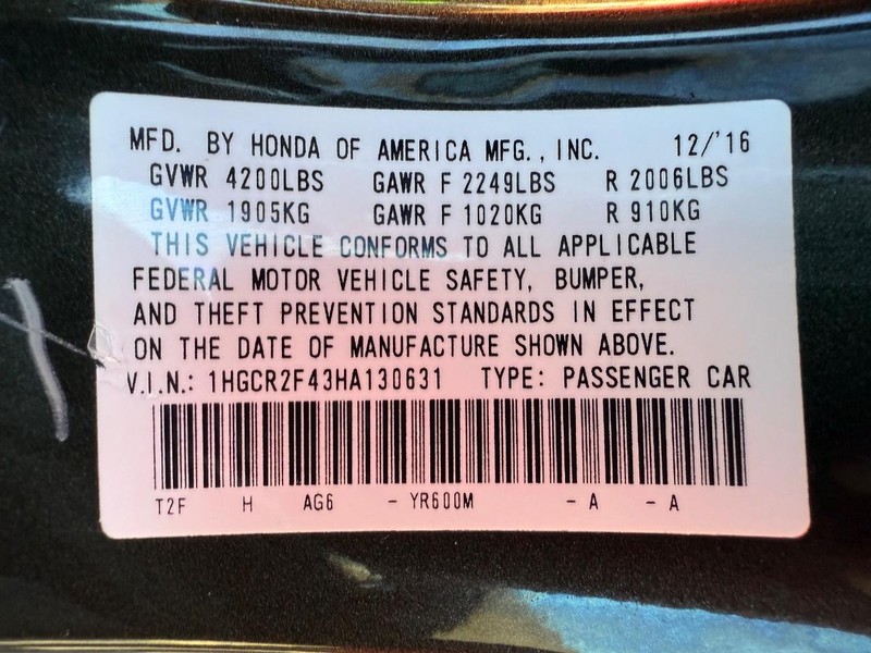 Honda Accord Sedan Vehicle Image 24