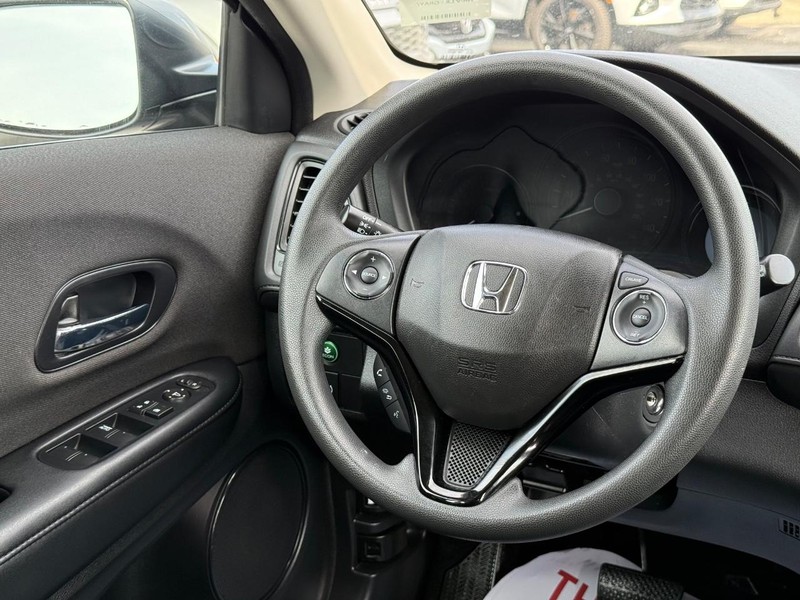 Honda HR-V Vehicle Image 12